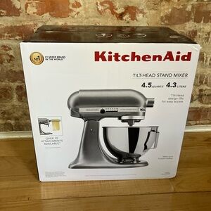KitchenAid Silver 4.5 QT Stand Mixer